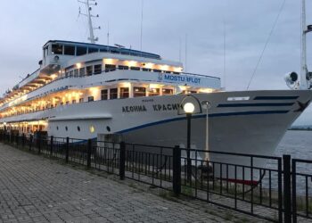 Речной порт Казани за пять месяцев принял около 330 тыс. пассажиров