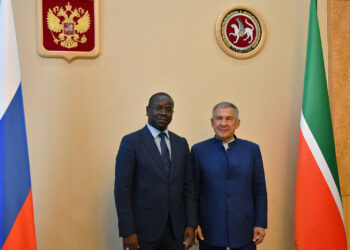 Минниханова встретился с министром энергетики, нефти и горнорудной промышленности Сенегала