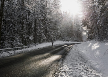Водителей Татарстана предупредили о возможном гололеде на дорогах