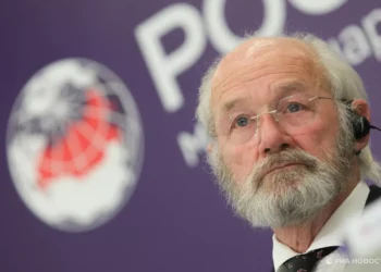 Отец основателя WikiLeaks Джулиана Ассанжа, Джон Шиптон.