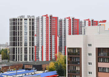 новостройка в городе