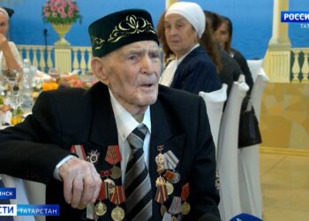 В Буинске фронтовик-учитель отпраздновал свой столетний юбилей