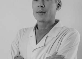 В Челнах скончался врач стоматолог-хирург Зуфар Гайфутдинов