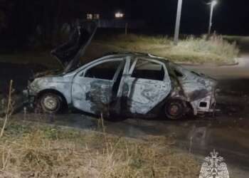 загорелся автомобиль