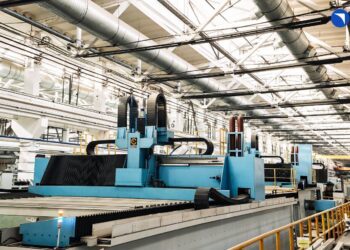 На Казанском авиазаводе запустили высокотехнологичное оборудование для крупногабаритных деталей