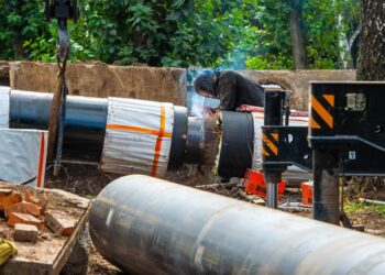 В Нижнекамске необходимо провести ремонт в 60 точках для подачи отопления в жилые дома