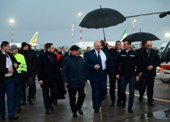 Минниханов продемонстрировал Президенту Беларуси продукцию вертолетного завода