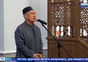 Рустам Минниханов