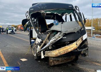 Стали известны подробности смертельного ДТП на трассе М7 под Мензелинском