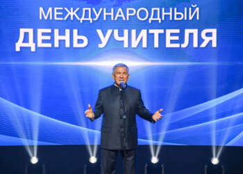 Рустам Минниханов на Дне учителя
