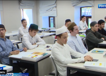 Татарстанда Ислам нигезләре һәм дини тәрбия буенча мәчет каршындагы курслар башлана