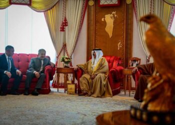 Минниханов обсудил перспективы исламского банкинга с королем Бахрейна