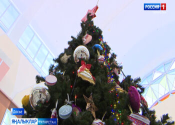 Казанда «Теләкләр чыршысы» хәйрия Яңа ел акциясе старт