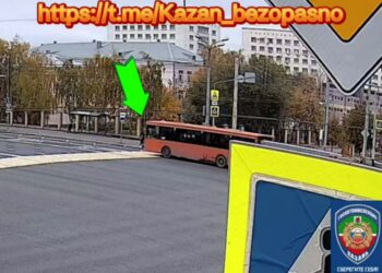 В Казани водитель автобуса насмерть сбил пешехода на «зебре»