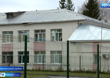 На мосту через Каму устанавливают автоматический комплекс антигололедной обработки