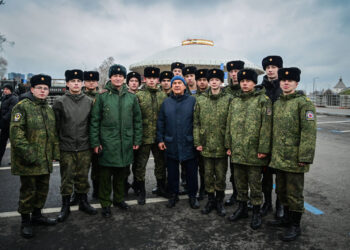 Минниханов сообщил, что татарстанцы проявляют большой интерес к выставке трофейной техники стран НАТО