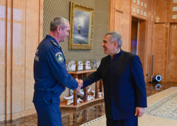 Рустам Минниханов провел встречу с заместителем главы МЧС РФ