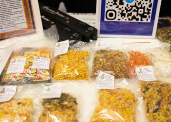 Активисты из Альметьевска отправили бойцам СВО 65 тыс. порций сухих супов