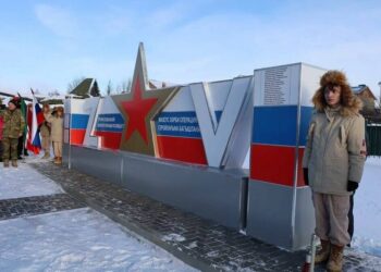 В Арске открыли памятник бойцам СВО