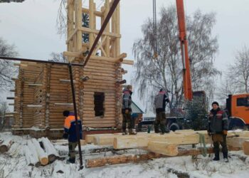 В Заинском районе началась реставрация 136-летней деревянной церкви