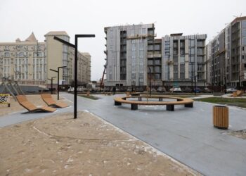 В Казани открылся сквер на улице Галиаскара Камала