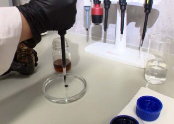 Ученые КНИТУ КХТИ разрабатывают эффективное средство для ликвидации разливов нефти