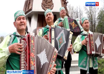«Татарстан» дәүләт телеканалында эфирга чыгучы «Уйнагыз, гармуннар» телевизион тапшыруы икенче сезонны тәмамлап, «Гармунтуй» дип исемләнгән йомгаклау гала-концертын оештыра