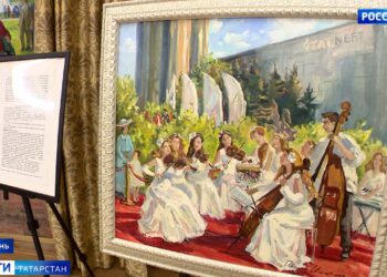 В Госсовете РТ подвели итоги работы выставки картин «По странам БРИКС»