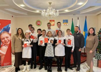 В Лаишево вручили паспорта юным гражданам России