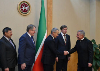 Минниханов провел встречу с делегацией «Росатома» и РФЯЦ – ВНИИЭФ