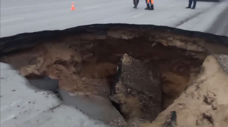 Фото и видео: https://t.me/Kazan_bezopasno