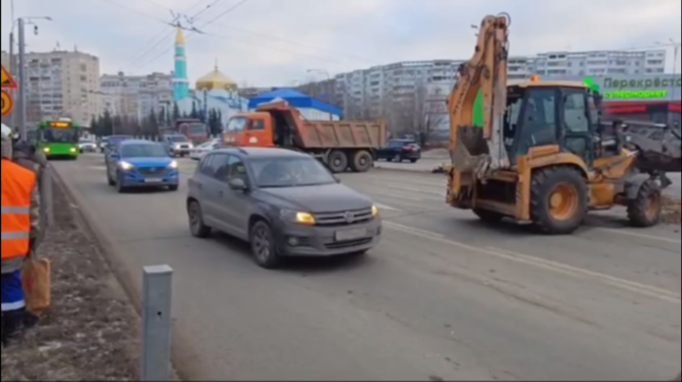 Фото и видео: https://t.me/Kazan_bezopasno