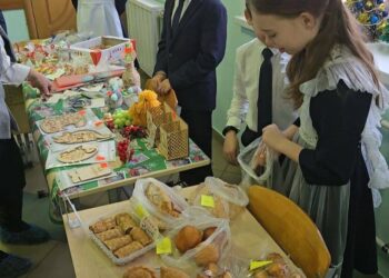 В Менделеевске состоялась благотворительная ярмарка в поддержку бойцов СВО