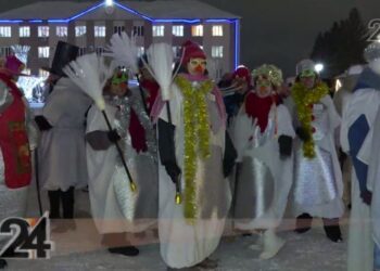 В Нурлате прошел парад снеговиков