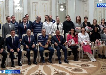 Рустам Минниханов поздравил женский волейбольный клуб «Динамо — Ак Барс» с победой в Кубке РФ