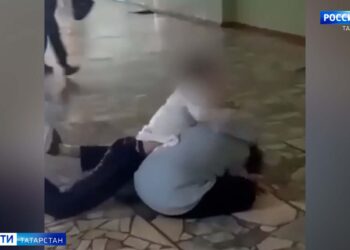 В Азнакаево школьник получил серьезные травмы во время драки