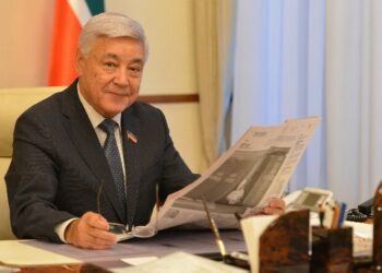 Фәрит Мөхәммәтшин Россия матбугат көне белән котлады