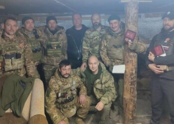 В период новогодних праздников депутат Госсовета РТ вручил госнаграды бойцам СВО