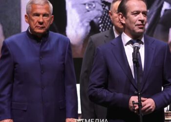 Машков предложил провести театральную премию «Золотая маска» в Казани