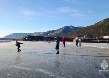 В России в первые дни новогодних праздников на водоемах утонули 8 человек