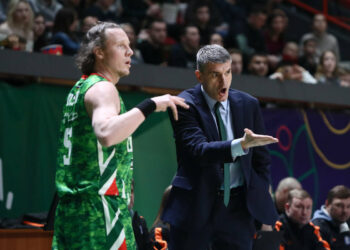 УНИКС одержал победу над «Пари НН» в гостях