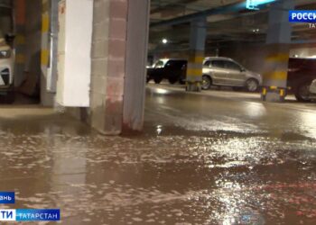 Жители ЖК на Проспекте Победы несколько лет борются с потопом на подземной парковке