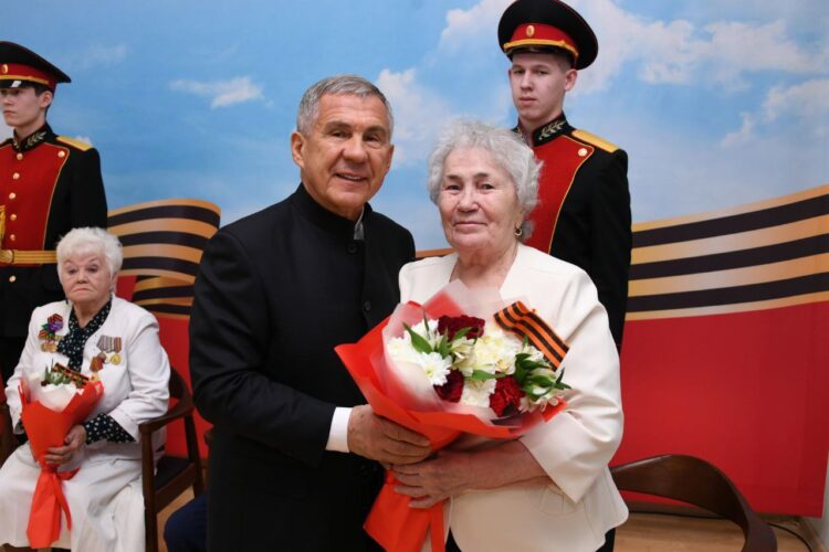 Минниханов в Челнах