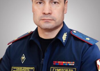Владимир Путин присвоил главе Росгвардии по РТ Рустему Гумерову звание генерал-лейтенанта полиции