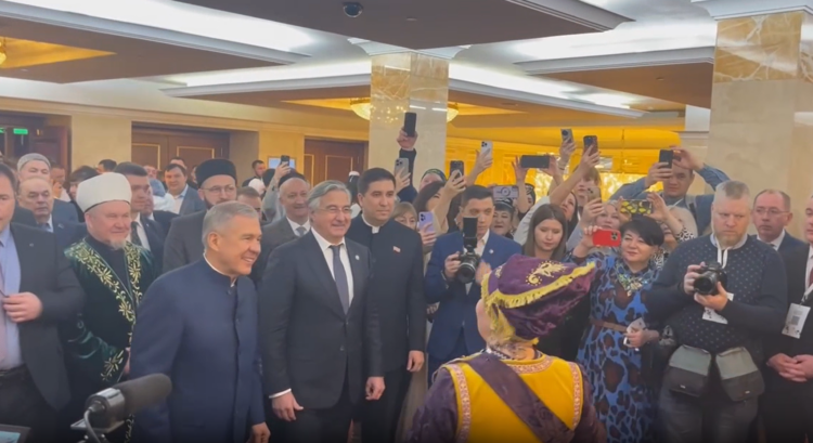 Рустам Минниханов