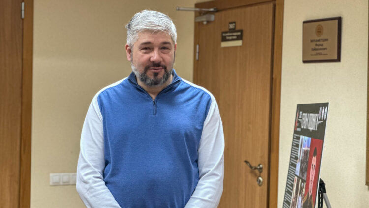 директор музея