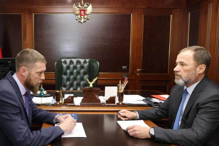 Комаров и Амиров