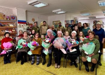 поздравление женщин