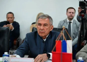 Рустам Минниханов