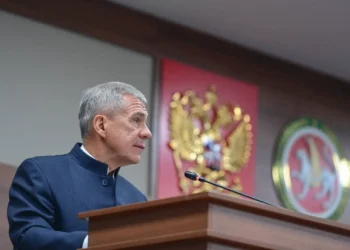 Рустам Минниханов